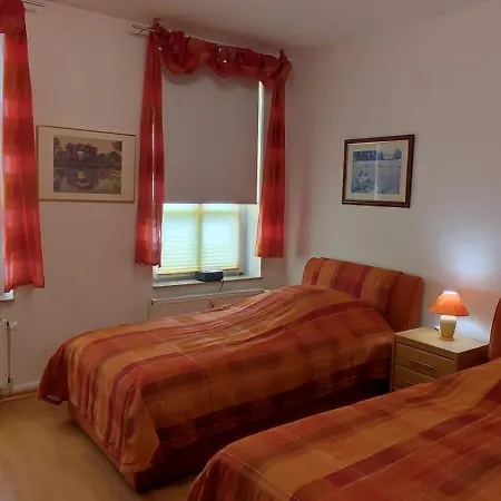 Hotelalternative Deluxe App Erste Etage Mit 2 Schlafzimmer Haus 63 * 졸링겐