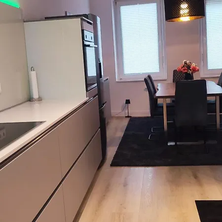 Hotelalternative Deluxe App Erste Etage Mit 2 Schlafzimmer Haus 63 * 졸링겐