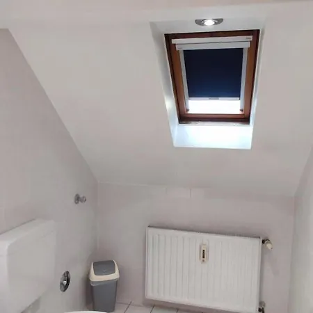 Apartamento Hotelalternative Deluxe App Erste Etage Mit 2 Schlafzimmer Haus 63 Solingen